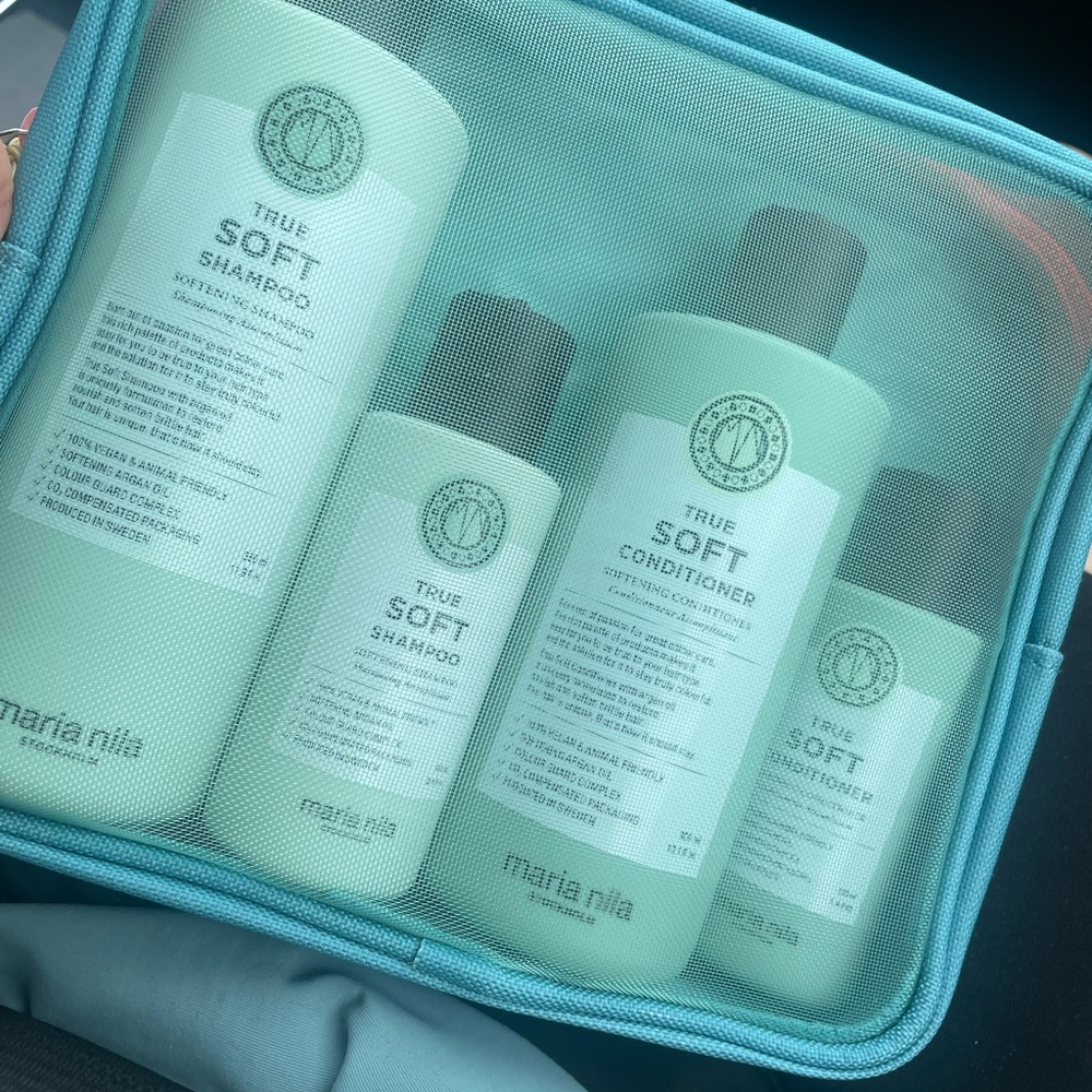 Maria Nila True Soft Beauty Bag Travel Set